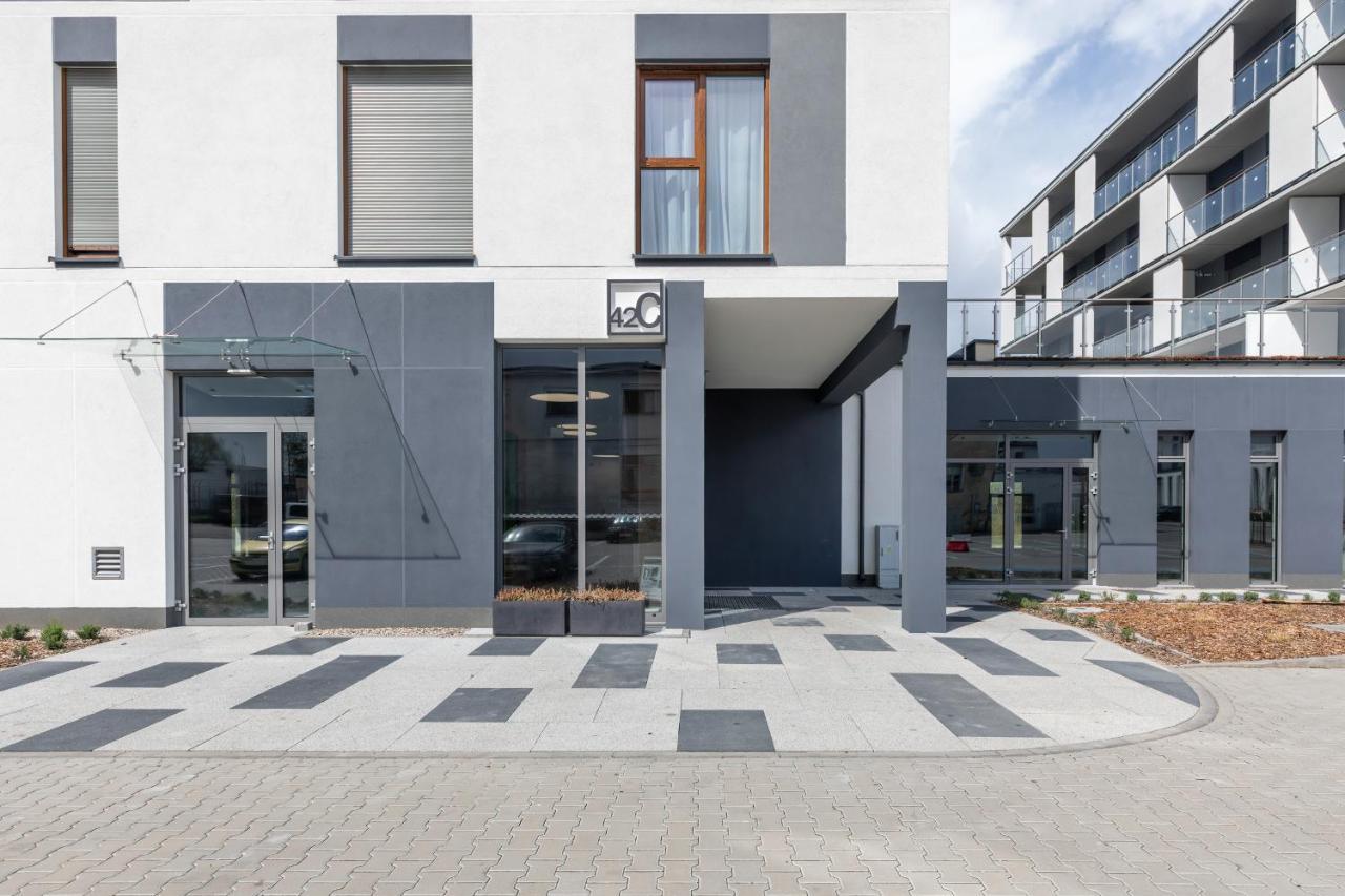 Warta Residence Apartments By Noclegi Renters Poznan Exterior photo